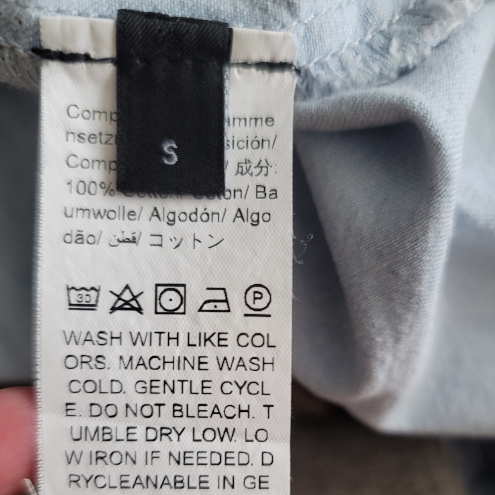 Light Denim Top | Size Small | NWOT - Picture 5 of 6